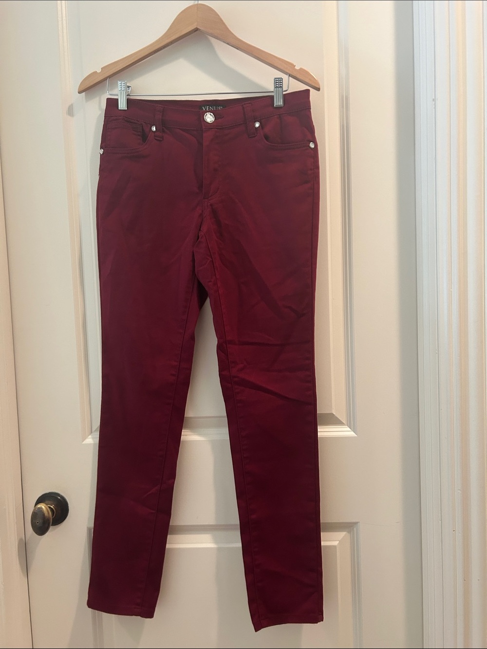 VENUS FAME Bling Rhinestone detailing Burgundy Skinny Stretchy Pants size 8